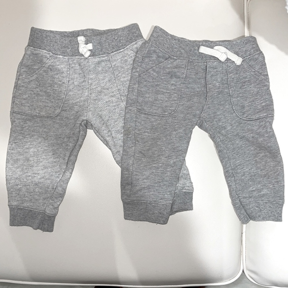 Carter’s Toddler boy jogger pants size 9M